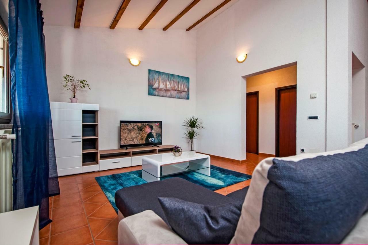 Apartment Bora Rovinj Luaran gambar